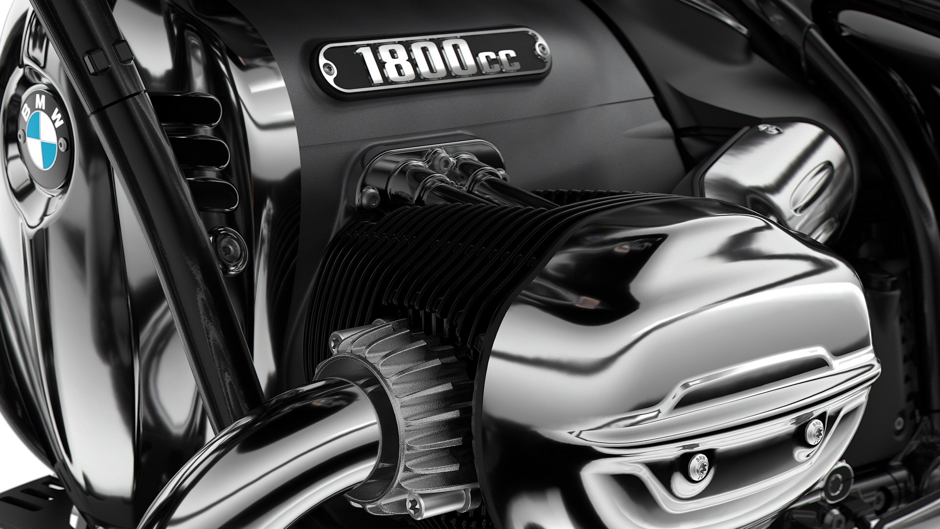 We see the imposing 1802 ccm two-cylinder boxer engine of the R 18.