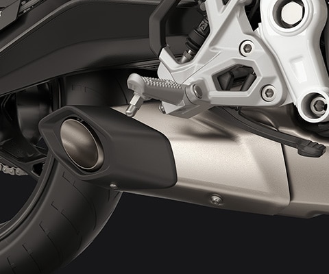 The underbelly muffler of the F 450 R from BMW Motorrad