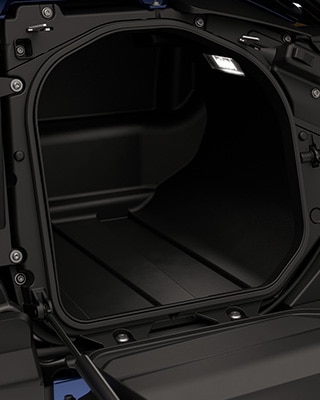 Side loading feature of the CE 04 from BMW Motorrad